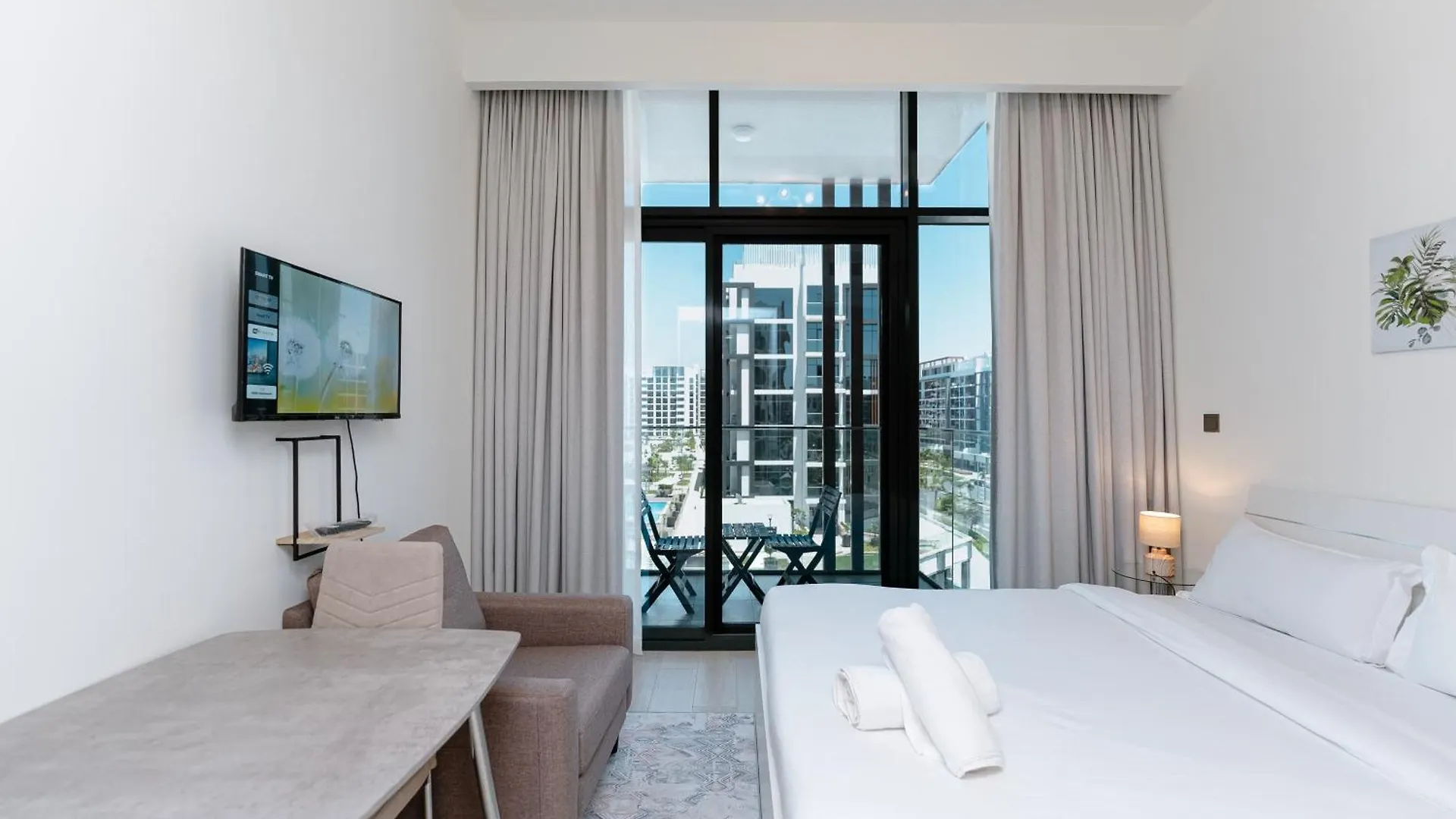 Charming Furnished Studio In Meydan, Dubai By Bhavan Vacation Homes Apartment